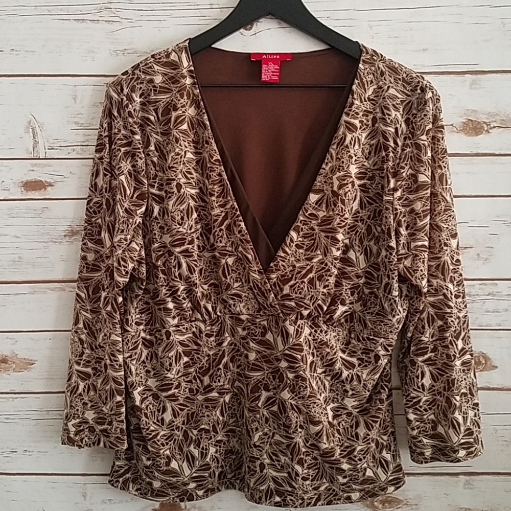 5/$30 🎀 A-Line | Botanical Brown Career Wear Blouse